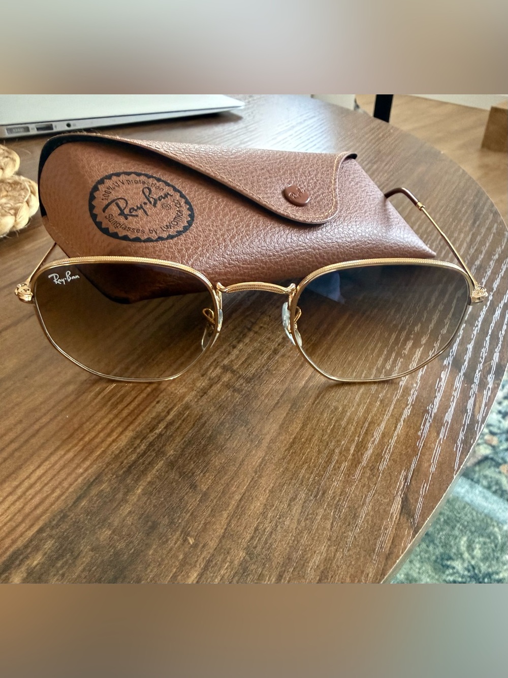 Ray-Ban Gold Metal Rim Sunglasses with Brown Case